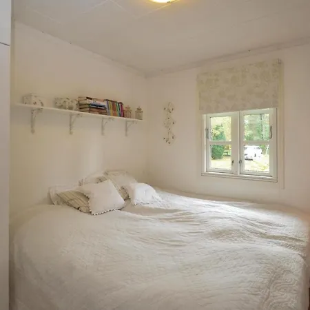 Three-bedroom In Idestrup Semesterbostad