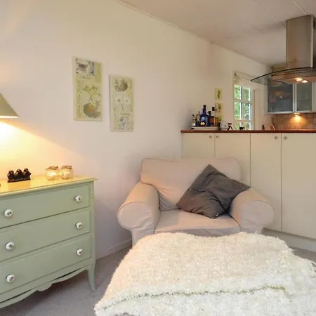 Semesterbostad Three-bedroom In Idestrup *