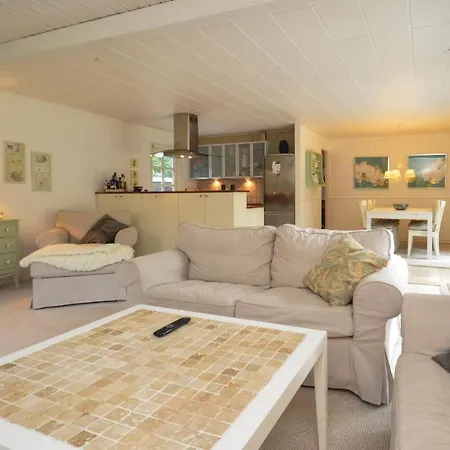 Three-bedroom In Idestrup